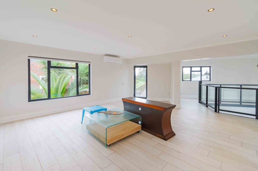 To Let 4 Bedroom Property for Rent in Milnerton Ridge Western Cape